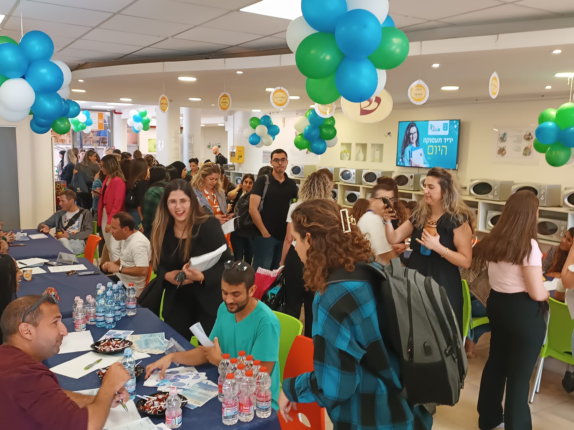 יריד תעסוקה: בגורדון עוזרים לסטודנטים למצוא עבודה